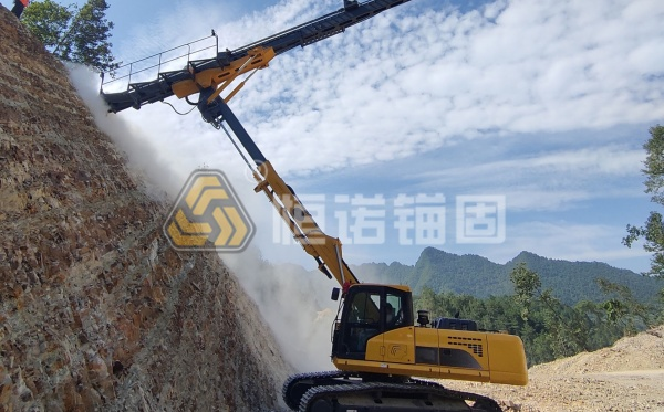 高舉鉆機在邊坡支護(hù)中的施工流程